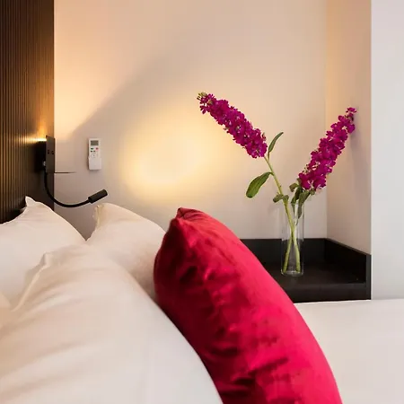 Apartment Piazza Di Spagna 66 Luxury - Maison D'art Collection Rome